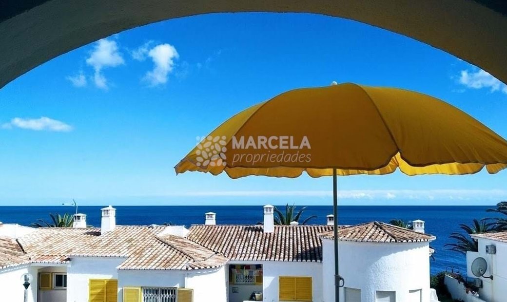 Apartment With Breathtaking Sea View In Praia Da Luz In Luz, Algarve