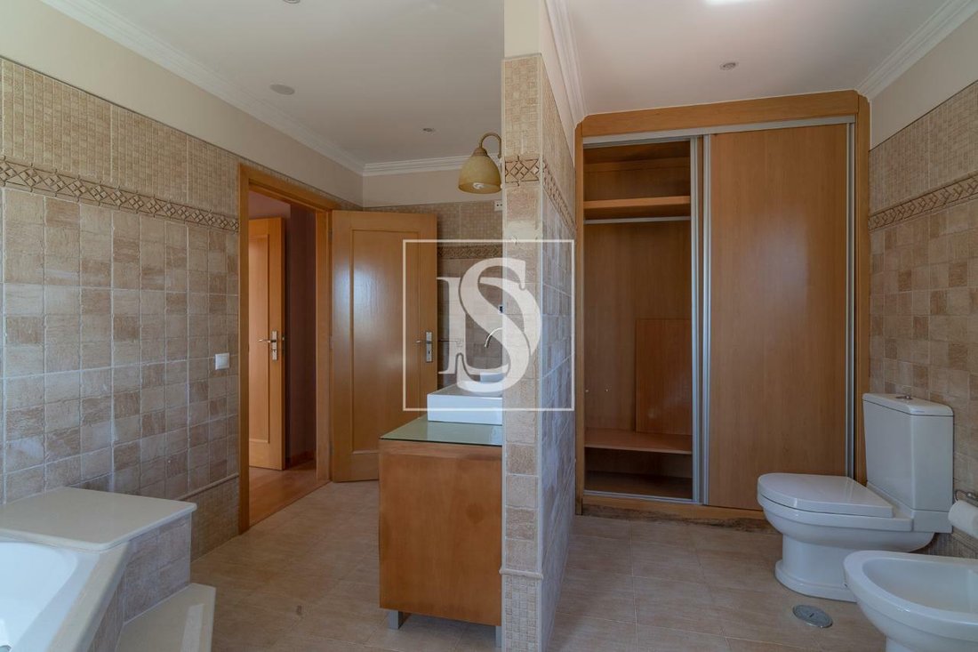 Caldas Da Rainha House In Caldas Da Rainha, Leiria District, Portugal