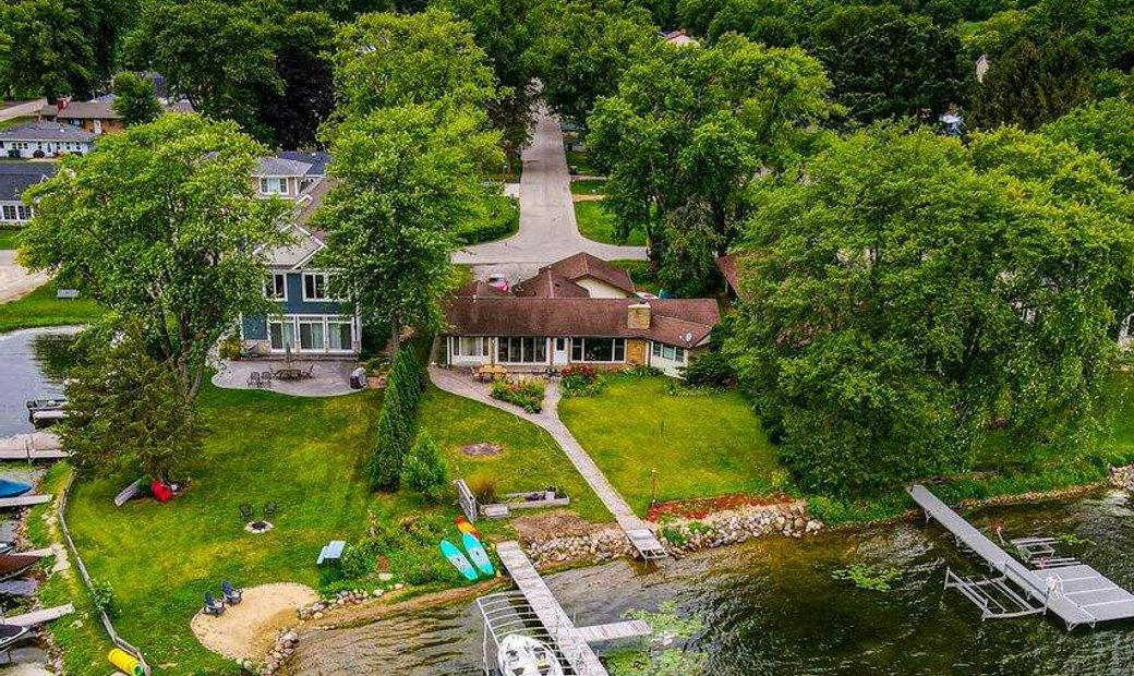 2808 Lakeshore Way En Twin Lakes, Wisconsin, Estados Unidos En Venta