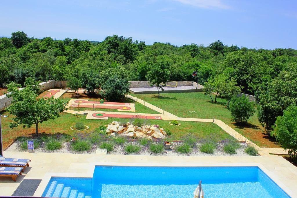 House in Grad Pula, Istria County, Croatia 1 - 12182843