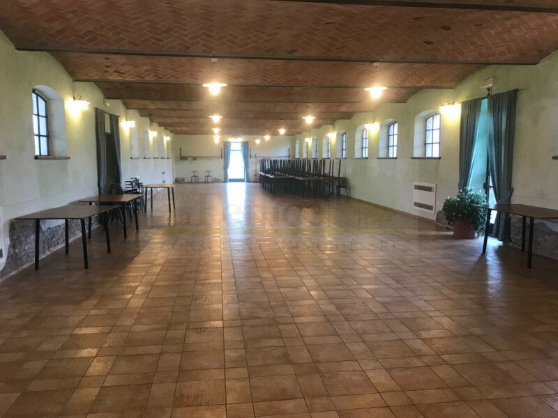 Mantova Farm In Ceresara, Lombardy, Italy For Sale (12183067)