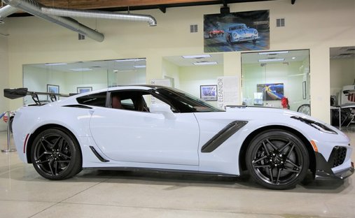 2019 Chevrolet Corvette 2dr ZR1 Cpe w/3ZR in Los angeles, CA, United States 1