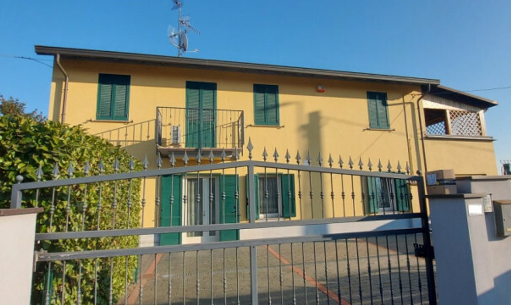 Parma Single House En Parma, Emilia Romaña, Italia En Venta (12184361)