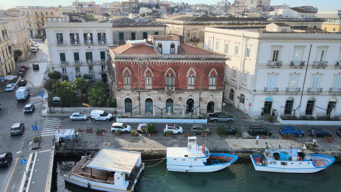 Palazzo Cassola Lucchetti Hsh 1285 2022 In Syracuse, Sicily, Italy