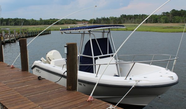 23 OUTRAGE 23' (7.01m) Boston Whaler 1999 (11907185)