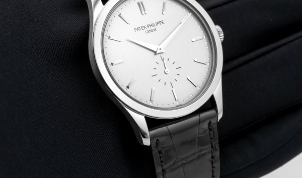 Patek Philippe Calatrava 5196G-001 Small Seconds in White Gold Silver-Toned Dial (11456851)