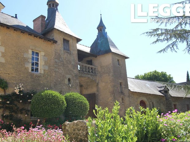 Maisons de luxe avec vignoble / cave à vendre en AubignésurLayon