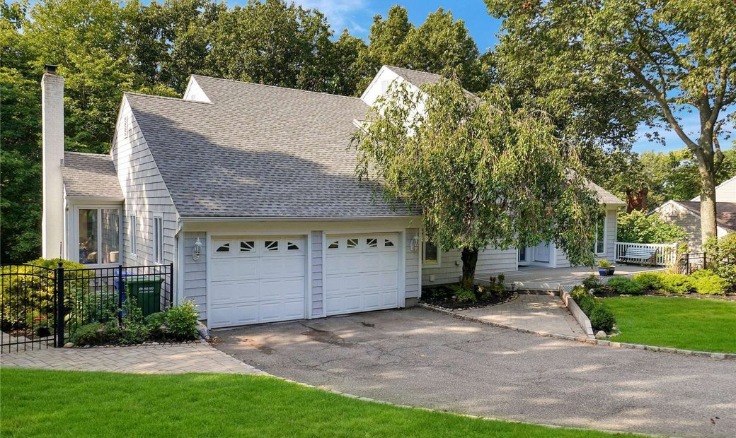 House Port Jefferson In Port Jefferson, New York, United States For