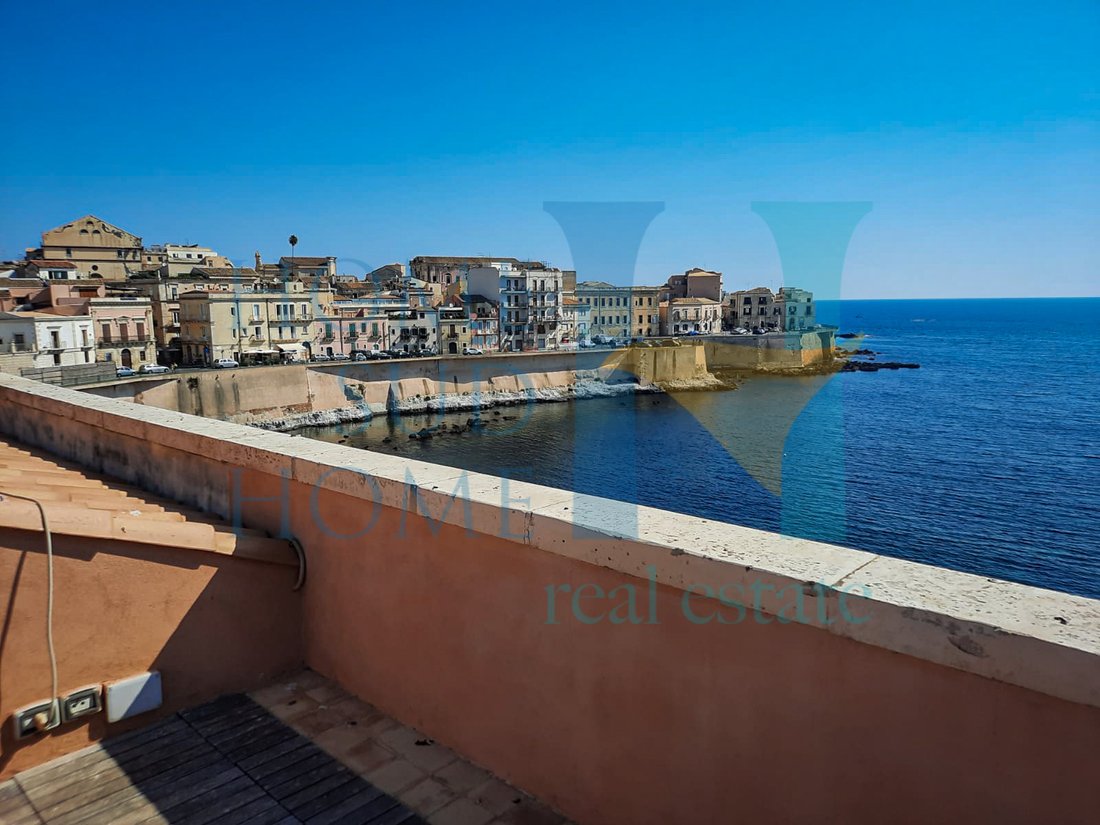 Ortigia Sunrise Hsh 1346 In Syracuse, Sicily, Italy For Sale (12189593)