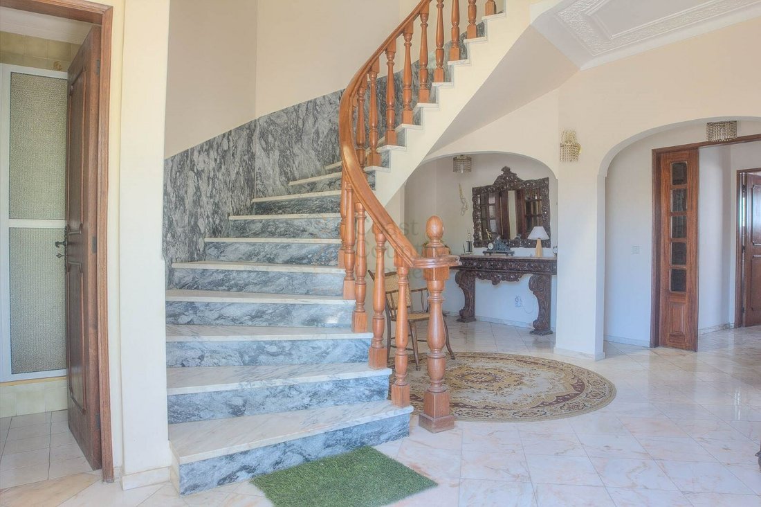 Villa in Loule (Sao Clemente), Algarve, Portugal 4 - 12189622