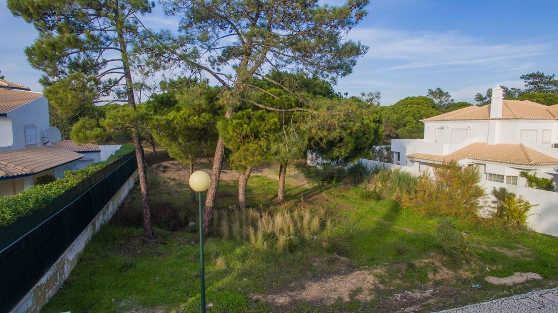 Terreno Para Construcción En Almancil, Distrito De Faro, Portugal En