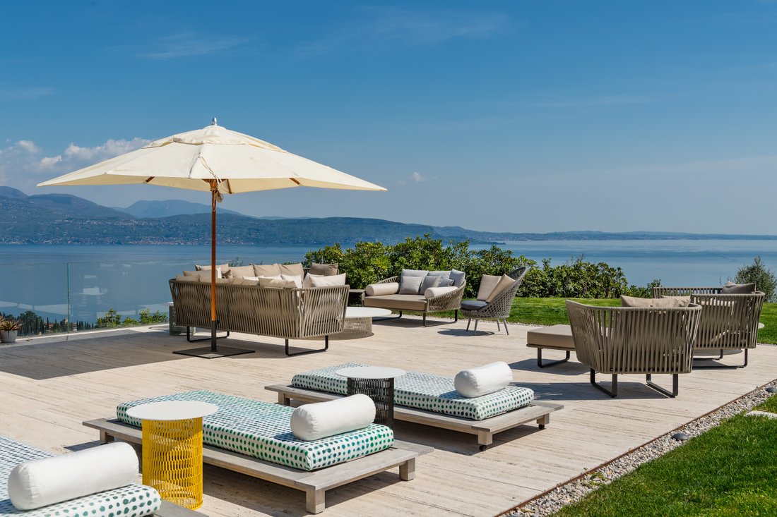 Italy, Lake Garda Luxury Villa Sale With 5 In Gardone Riviera, Lombardy