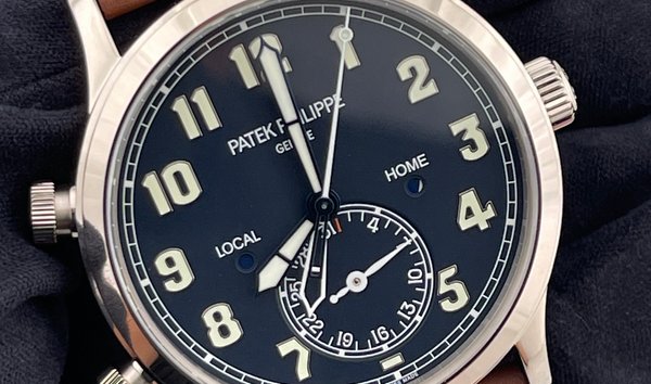 Patek Philippe Complications 5524G - 001 Calatrava Pilot Travel Time Dual Time Zones in White Gold (10907324)