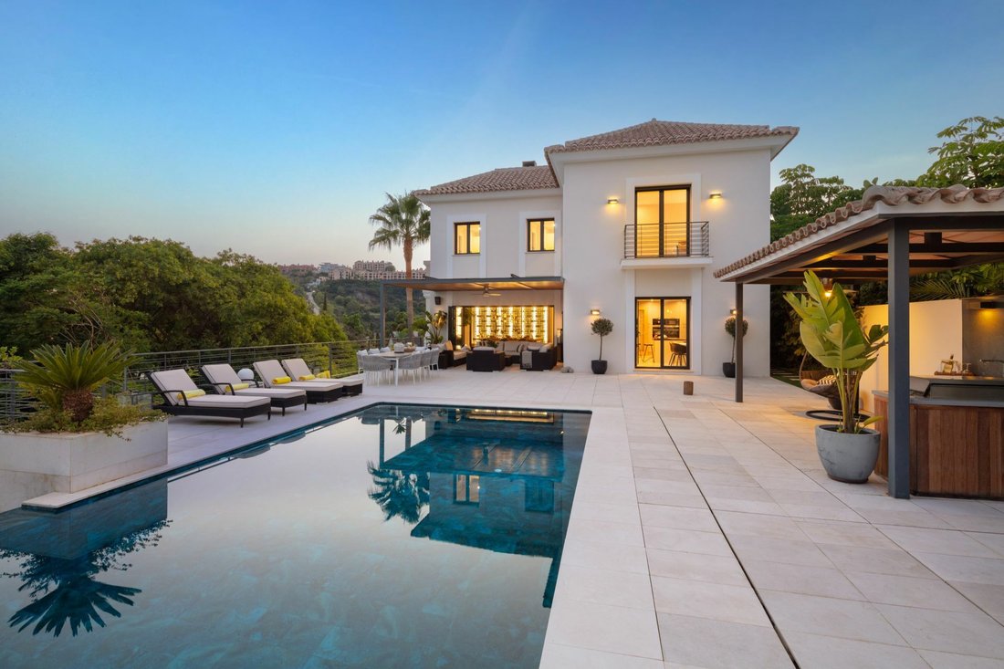 Villa in Puerto Banus, Marbella, Spain 3 - 12192972