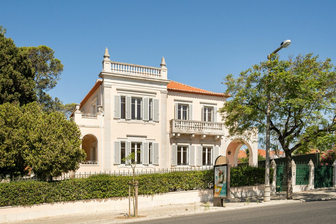 Classic Mansion, Family Home, Official Residence Of In Lisbon, Lisbon