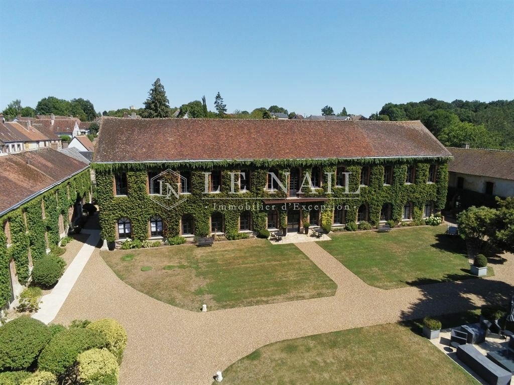 Estate in Centre Ville Nord, Nogent-le-Rotrou, France 1 - 12190587