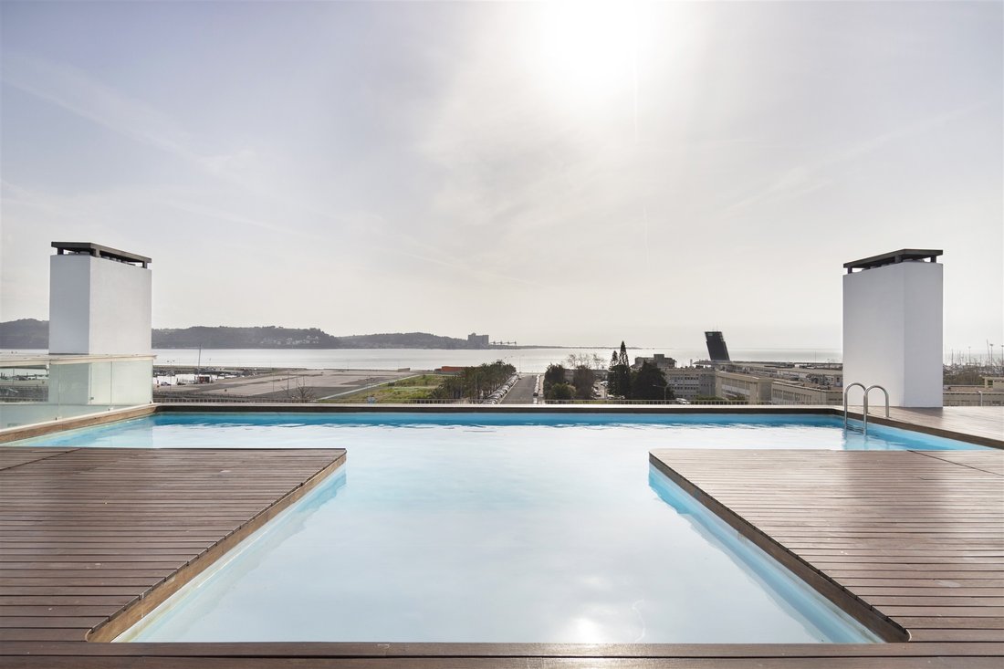 Apartment in Alges, Linda-a-Velha e Cruz Quebrada-Dafundo, Lisbon, Portugal 1 - 12190377