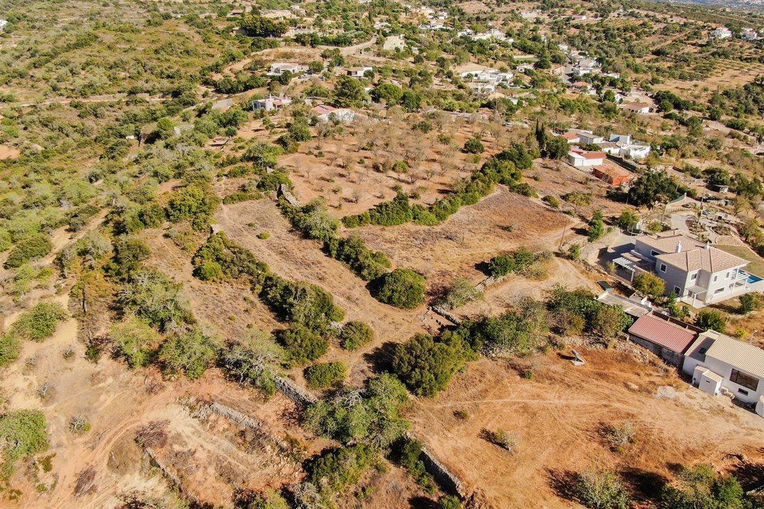 Land in Loule (Sao Clemente), Algarve, Portugal 4 - 12190411