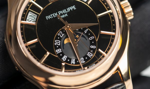 Patek Philippe Complications 5205R-010 Annual Calendar and Moon Phases in 18K Rose Gold (10777601)