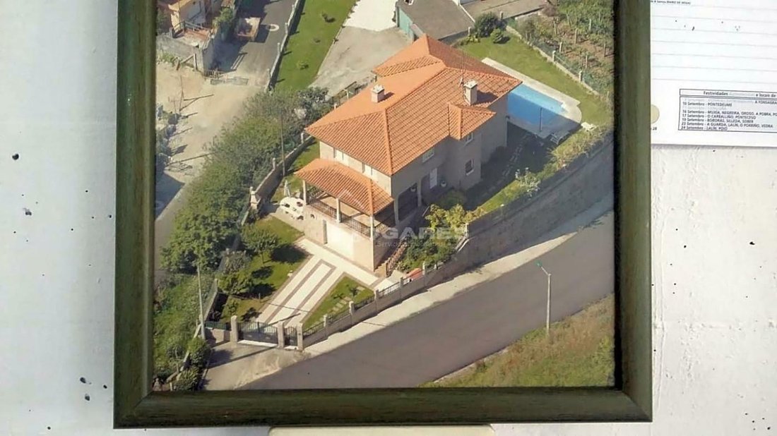 Villa in Bembrive, Vigo, Spain 2 - 12194847