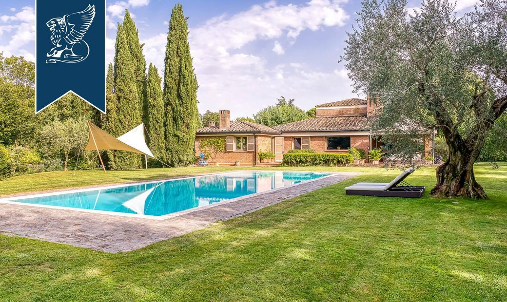 Stunning Villa With Pool In Rome's Olgiata Area In Rome, Lazio, Italy