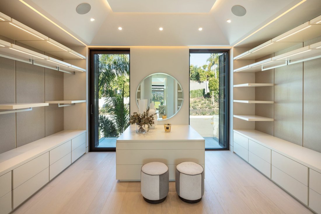 Villa in Puerto Banus, Marbella, Spain 3 - 12196618