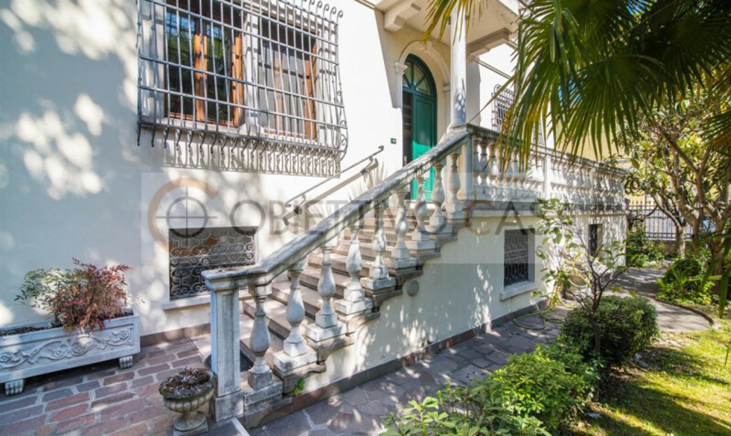 Padova Villa In Padova, Italy For Sale (12198403)
