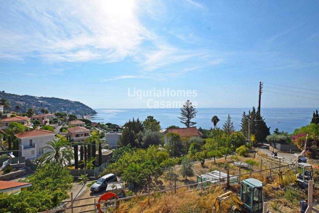 Villa in Aurelia Ponente Street - Valdirodi, Ospedaletti, Liguria 1 - 12201052