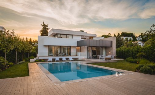 Villa à Estepona, Andalousie, Espagne 1