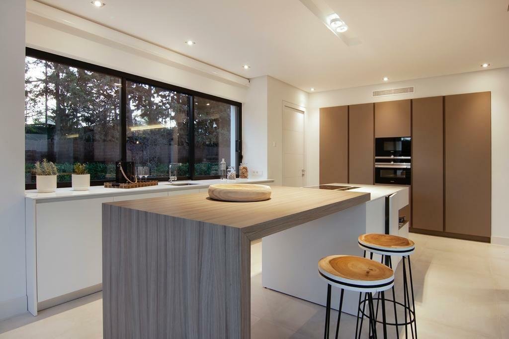 Villa in Guadalmina Baja, San Pedro de Alcantara, Spain 2 - 12203993