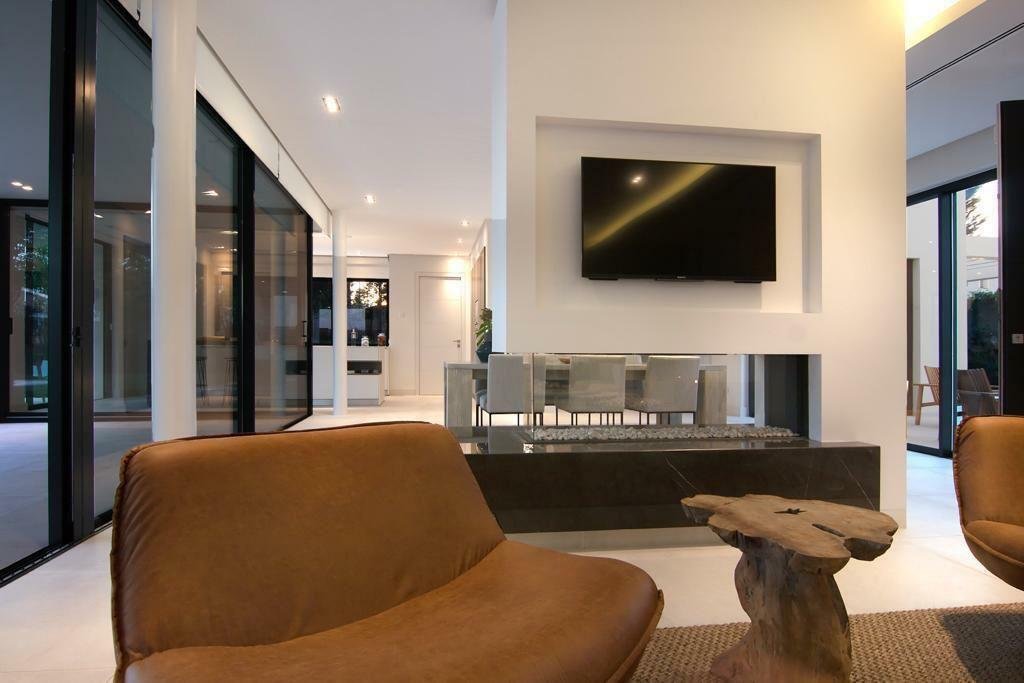 Villa in Guadalmina Baja, San Pedro de Alcantara, Spain 5 - 12203993