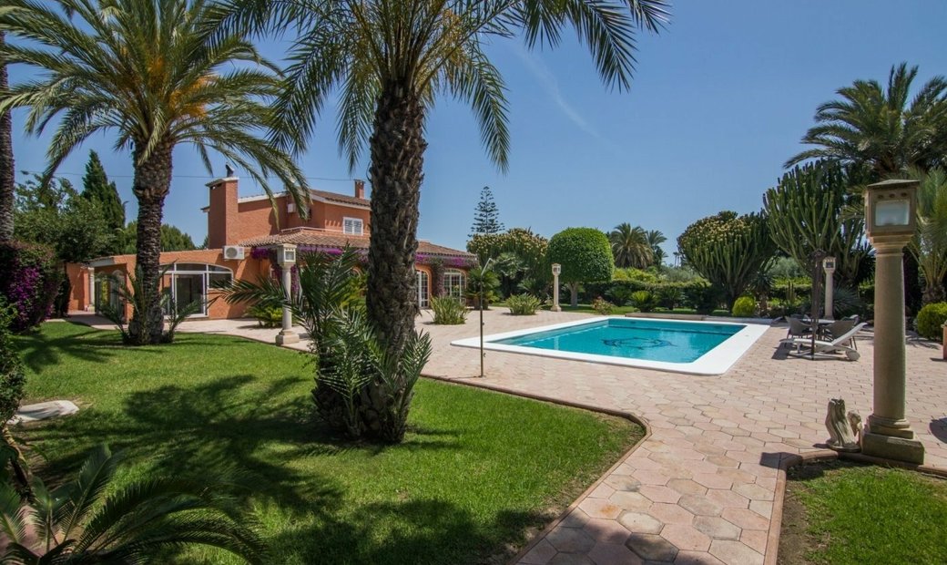 Elche Pedanias Villa In Atzavares Alt, Valencian Community, Spain For Sale (12205042)