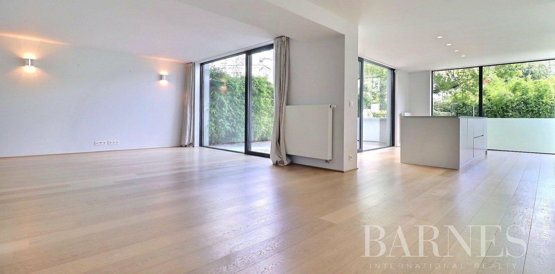 Place Stéphanie 2 Bedroom Apartment + Terrace In Bruxelles, Brussels