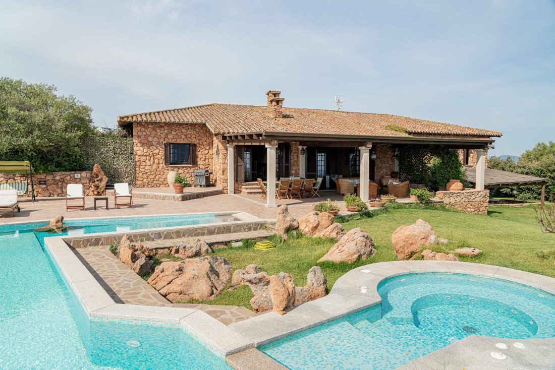 House in Loiri Porto San Paolo, Sardinia, Italy 1 - 12205260