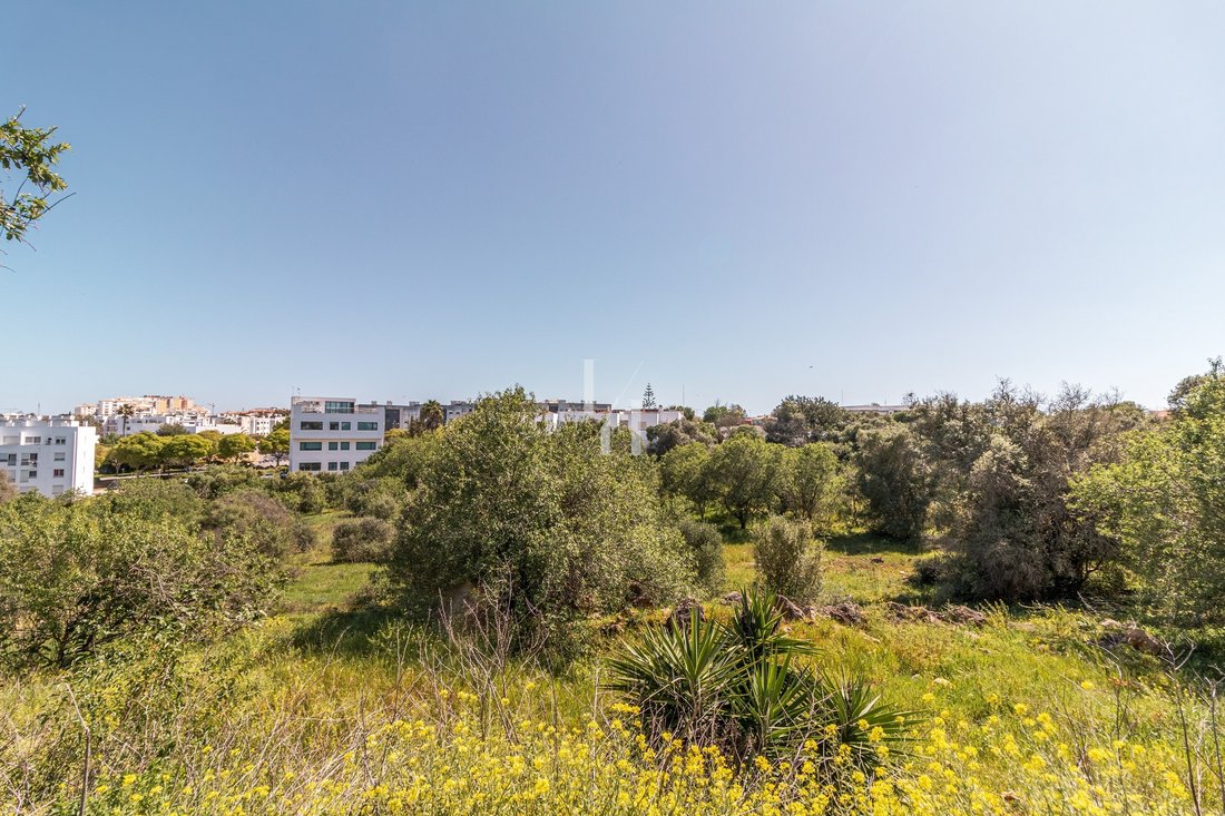 Plot With 10200 M2 Inserted In Urban Land In Lagos In Lagos, Algarve