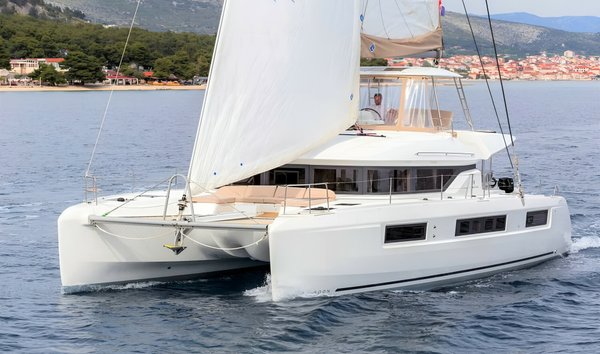 Lagoon 50 (12193482)