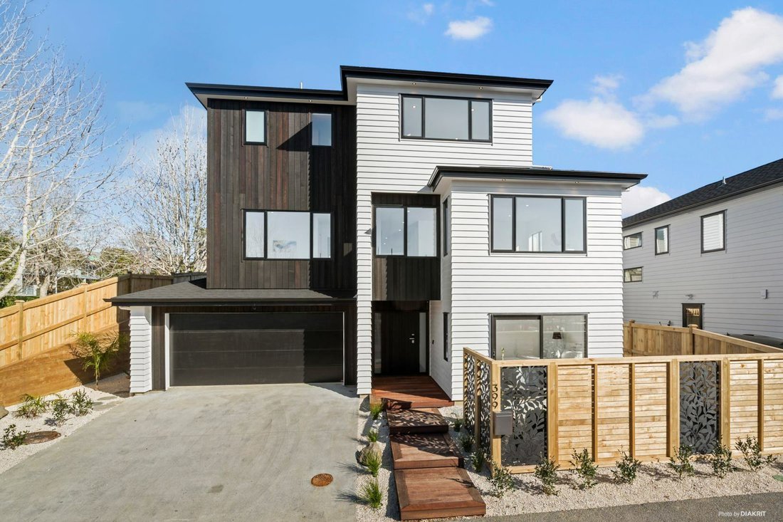 Brand New Dream Home In Quality Location In Auckland, Auckland, New