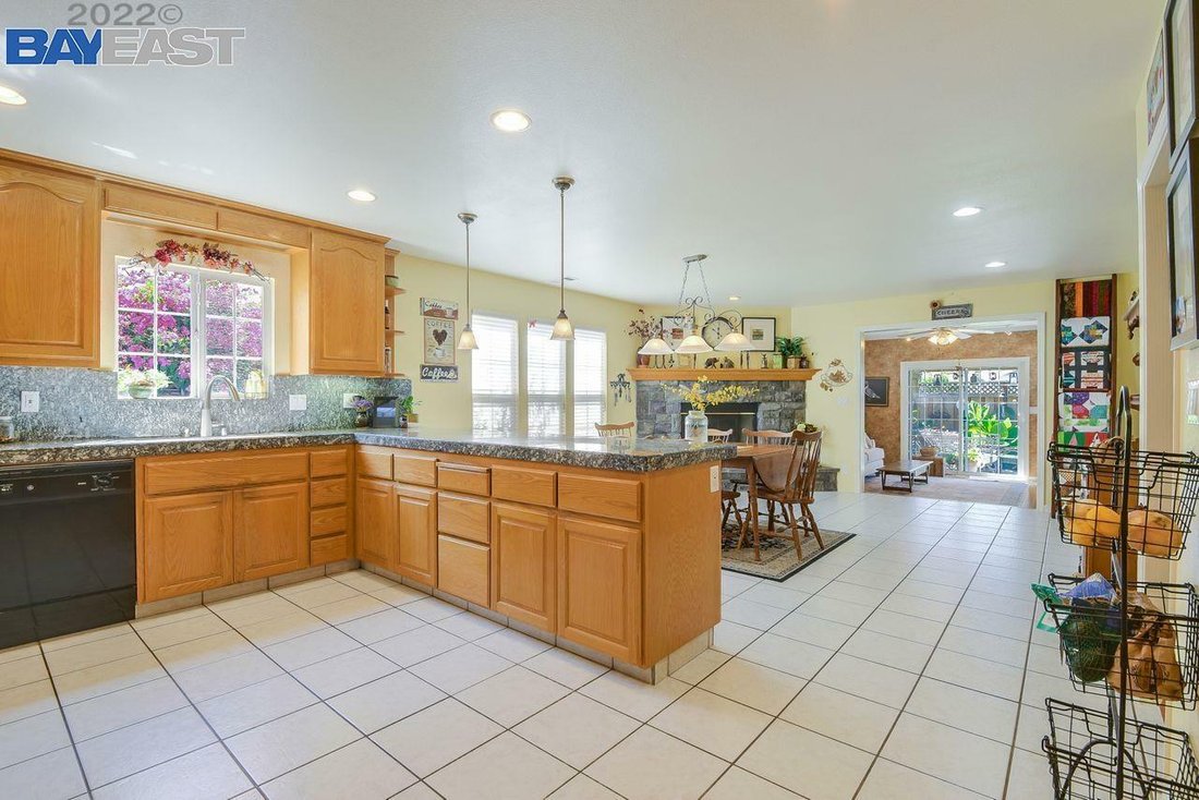 House in Newark, California, United States 5 - 12206576