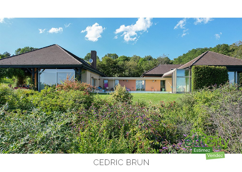 A Villa In An Awesome Place In Divonne Les Bains, Auvergne Rhône Alpes, France For Sale (12208076)