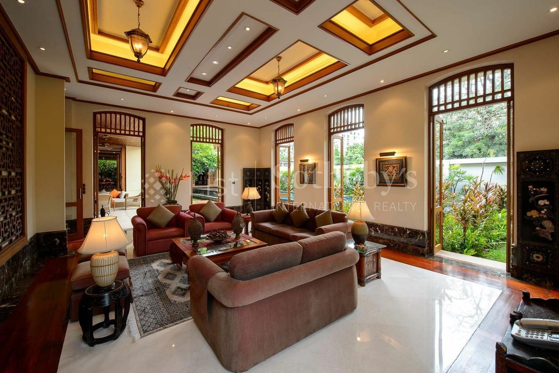 Modern Villa Estate In The Heart Of Bangkok In Bangkok, Bangkok