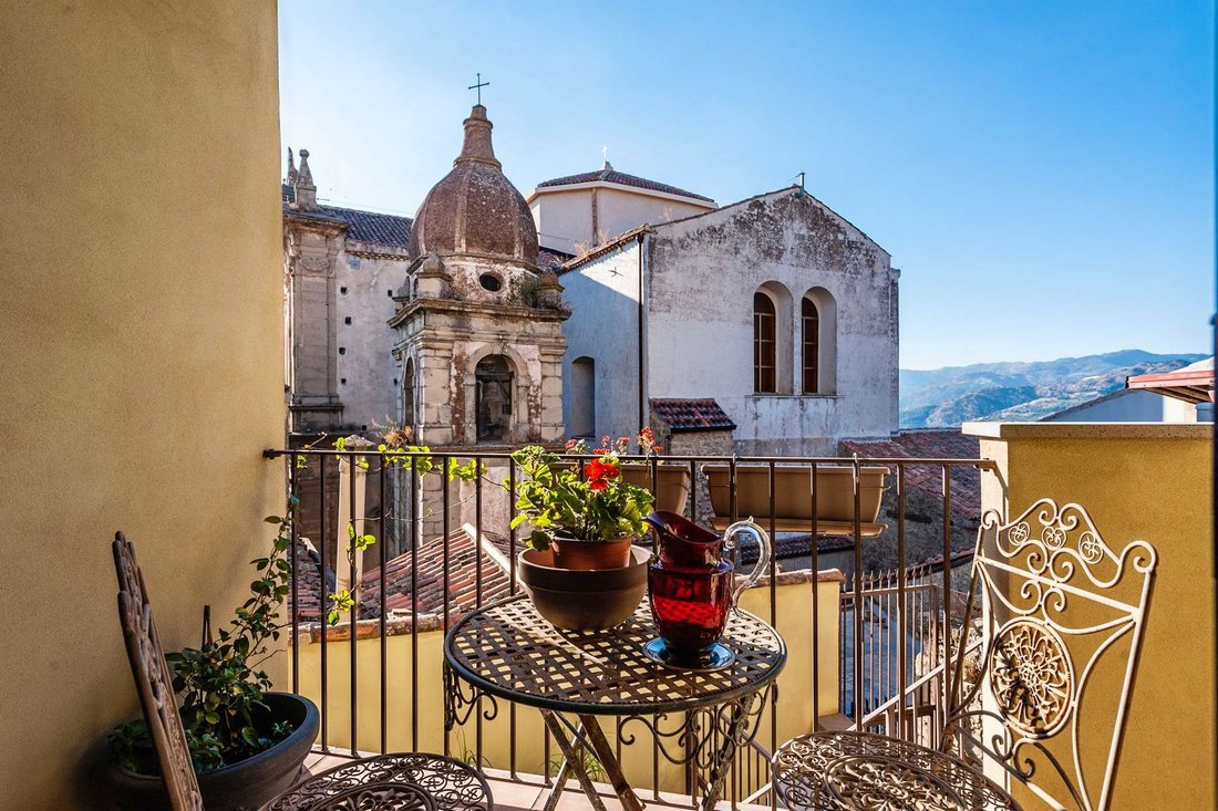 Casa Independiente En Castiglione Di En Castiglione Di Sicilia, Sicilia