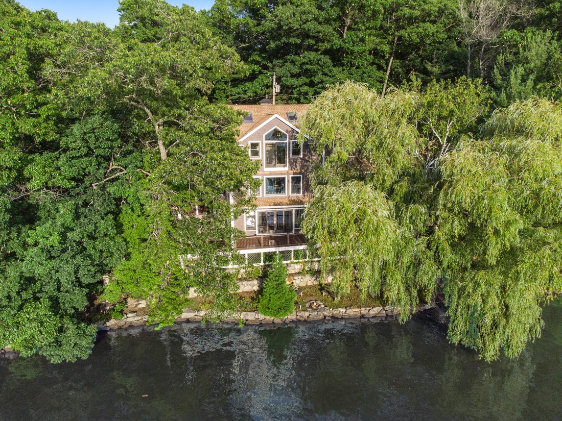 55 Wenuchas Trl, Groton, Ma, 01450 In Groton, Massachusetts, United