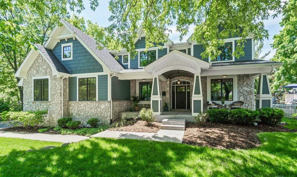 110 South Street In Geneva, Illinois, United States For Sale (12216212)