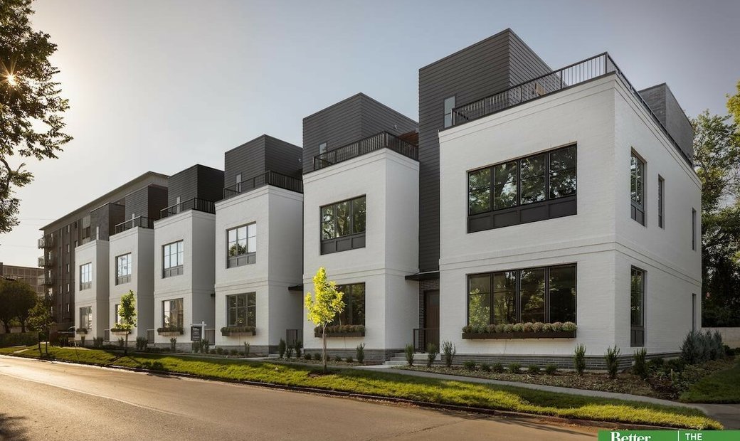 3 Bedrooms Townhouse In Omaha, Nebraska, United States For Sale (12216901)