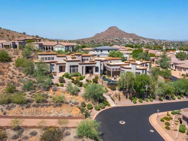 Lujo vista panorámica casas en venta en Phoenix, Arizona | JamesEdition