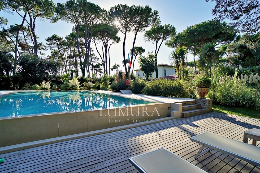 Villa in Center, Forte dei Marmi, Tuscany 1 - 12220610