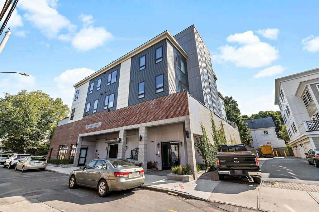 Condo in Somerville, Massachusetts, United States 2 - 12221269