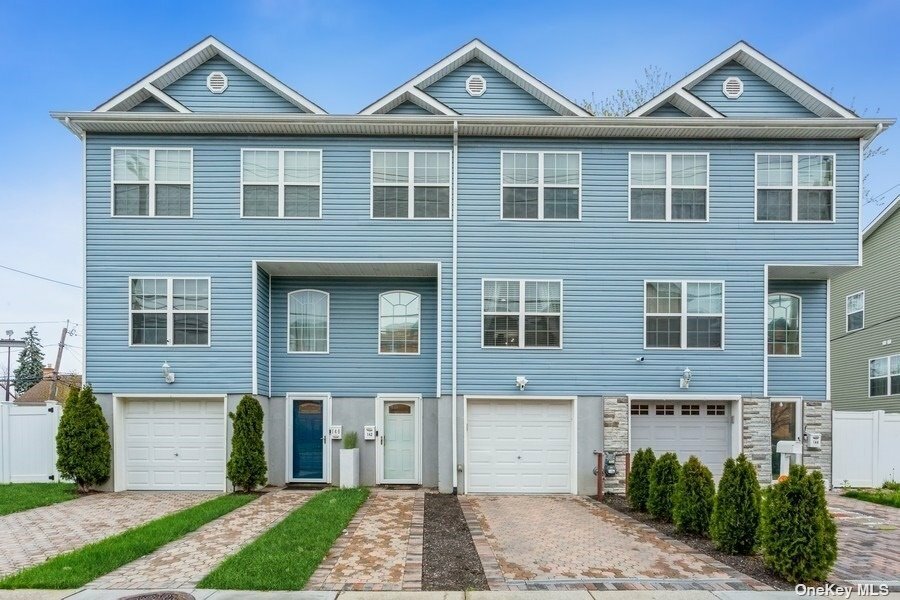 House Hempstead In Hempstead, New York, United States For Sale (12222114)