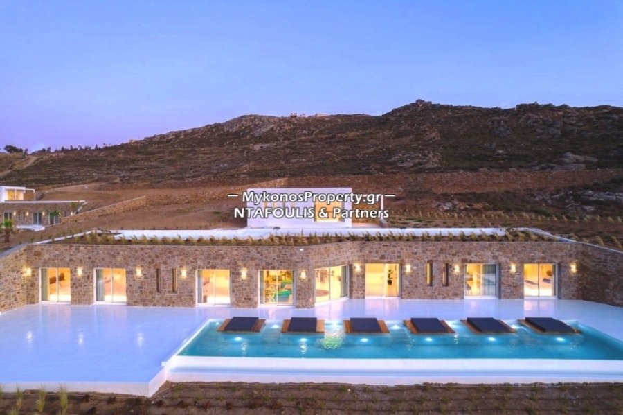 Villa in Ano Mera Community, Aegean, Greece 1 - 12222109