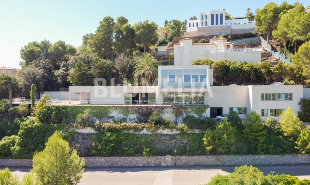 Avant Garde Style Villa In Muntanya De La Sella, Valencian Community